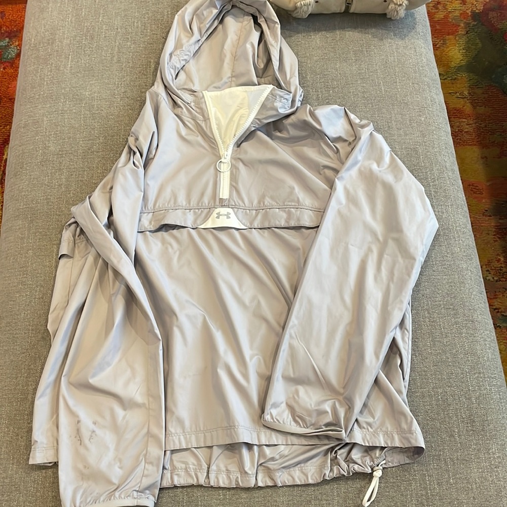 Under Armor Light Pull Over Jacket. Small Stain O… - image 1